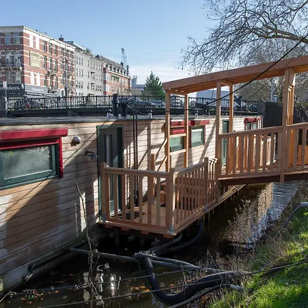 Charming Houseboat In 보트호텔 암스테르담